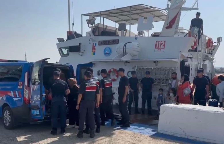 Çanakkale İli'nde Gerçekleştirilen Operasyonla 184 Düzensiz Göçmen Ve Organizatörleri Yakalandı