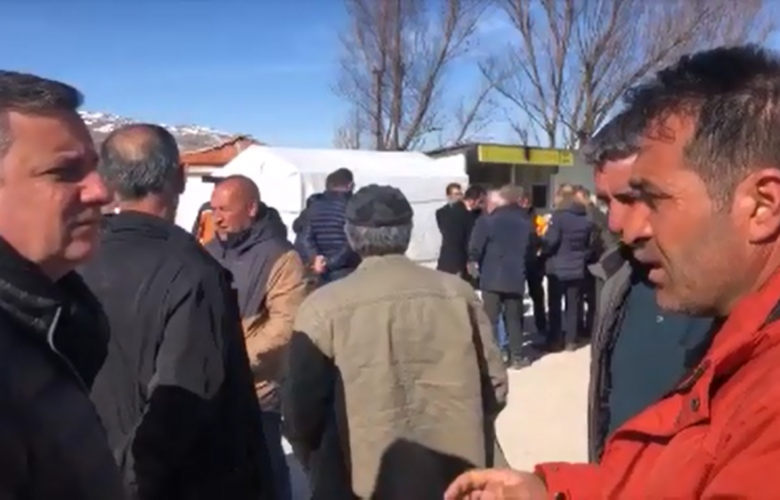 CEYLAN "30 KİLOMETREDEN KALKIP GELSİNLER BİR ZAHMET"