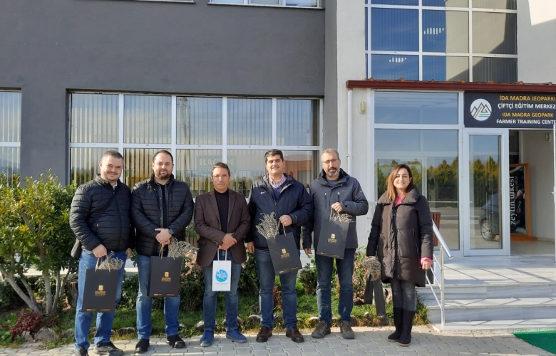 ÇANAKKALE BELEDİYESİ PARK VE BAHÇELER MÜDÜRLÜĞÜ İLE YEREL KALKINMA BİRİMİNDEN TEKNİK GEZİ