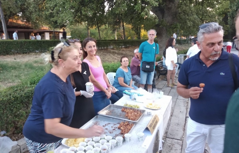 TROYARKED‘ DEN 3 BİN YILLIK  TROYA TATLISI 