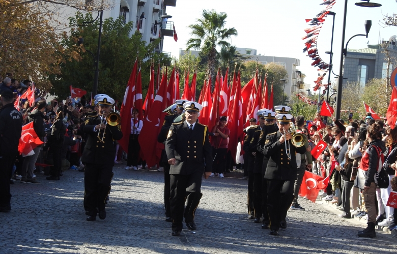 101. Yıl Çoşku İle Kutlandı