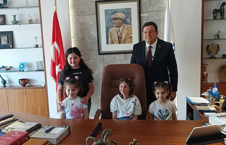 Çanakkale’de 23 Nisan Gururu: Başkanlık Koltuğu "Savaşçı" Güneş’e Emanet!